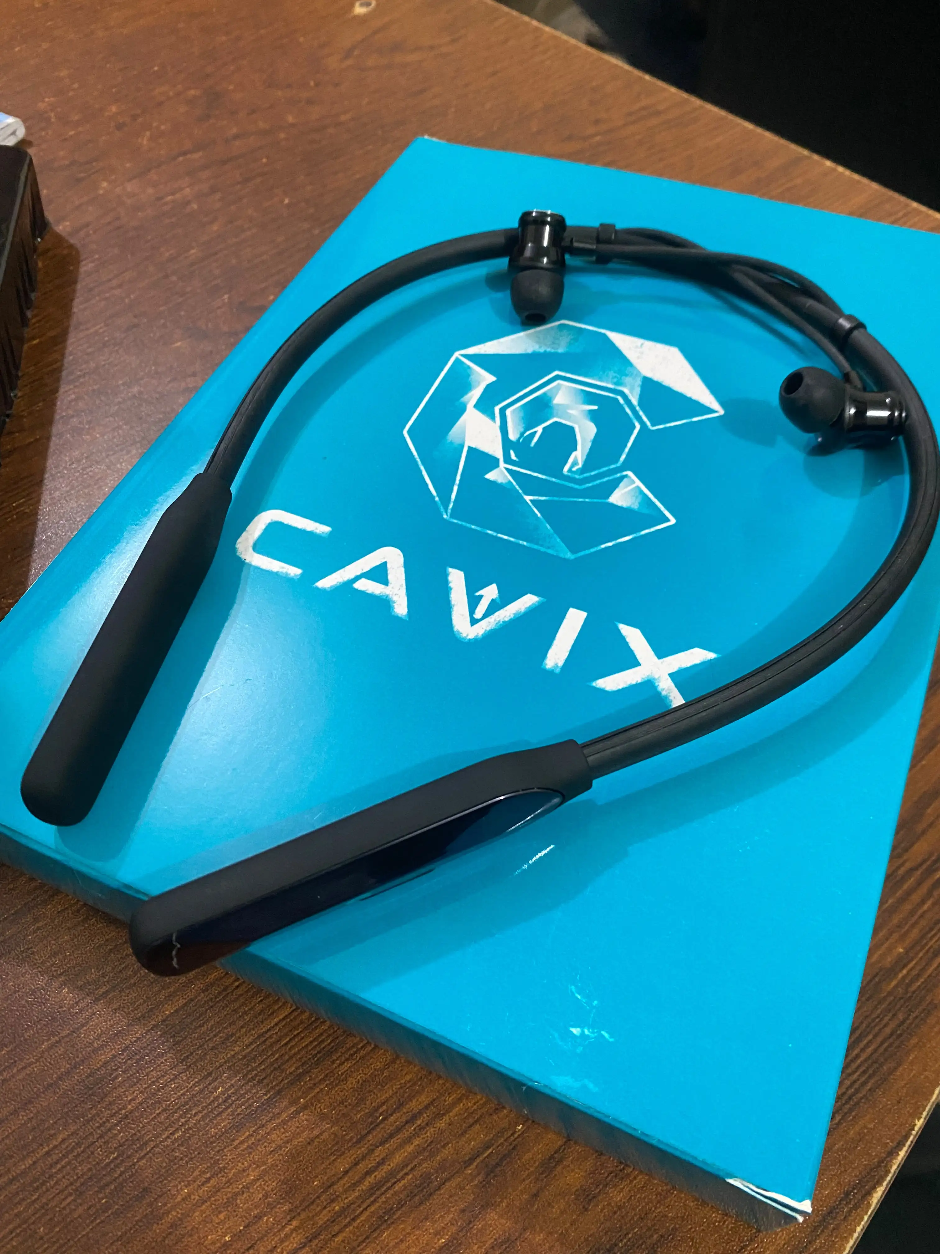 🔥CAVIX-006🔥 একবার চার্জেই একটানা 500 ঘন্টা মিউজিক টাইম! বারবার চার্জ দেওয়ার ঝামেলা থেকে এবার মুক্তি পান। 🎧⚡ thumbnail 3