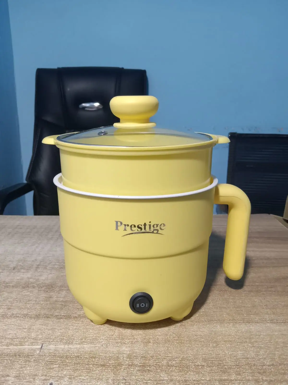 Prestige Mini Multicooker Non stick Coated inner pot Portable Electric Multicooker Cooking Pot With Steamer and Multipurpose 2 Litre thumbnail 2
